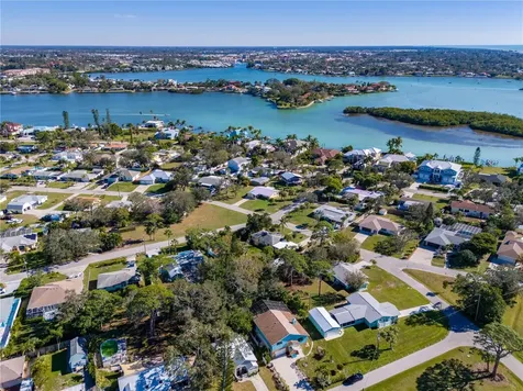 521 Pameto Road Nokomis FL 34275