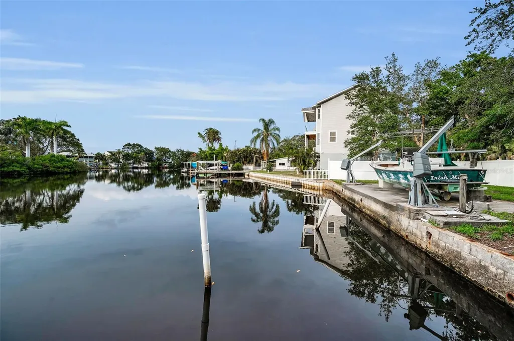394 Georgia Avenue Crystal Beach FL 34681