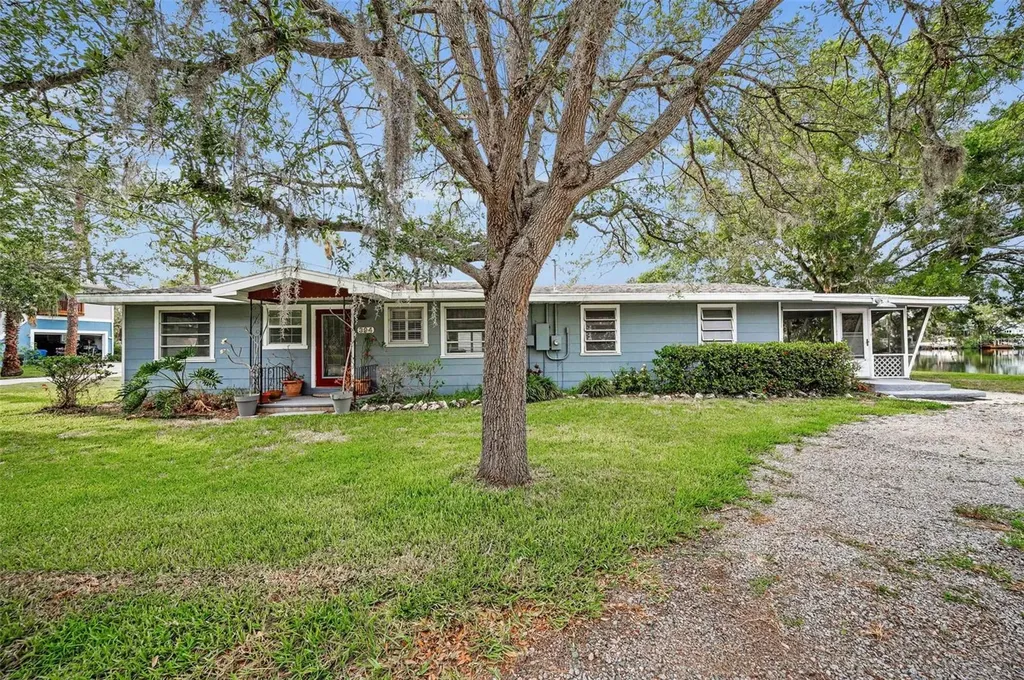 394 Georgia Avenue Crystal Beach FL 34681