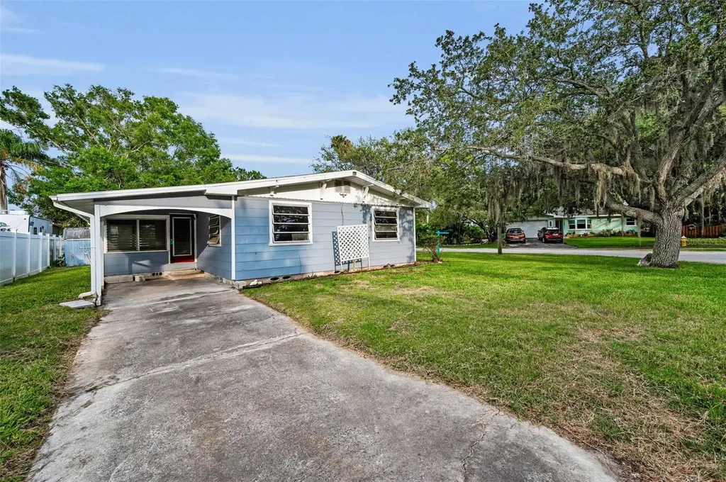 394 Georgia Avenue Crystal Beach FL 34681