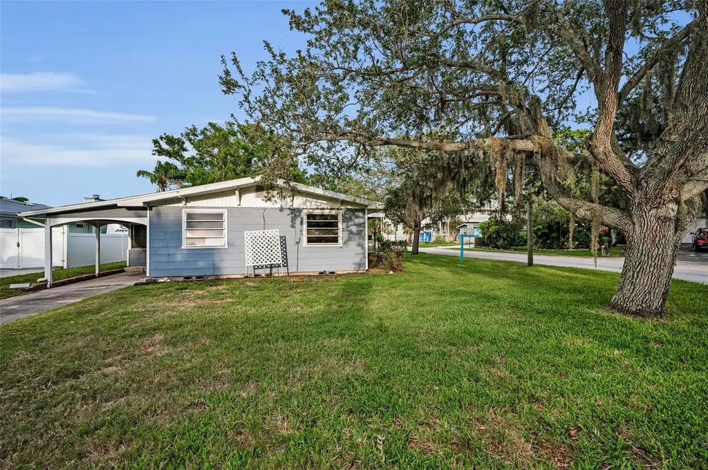 394 Georgia Avenue Crystal Beach FL 34681