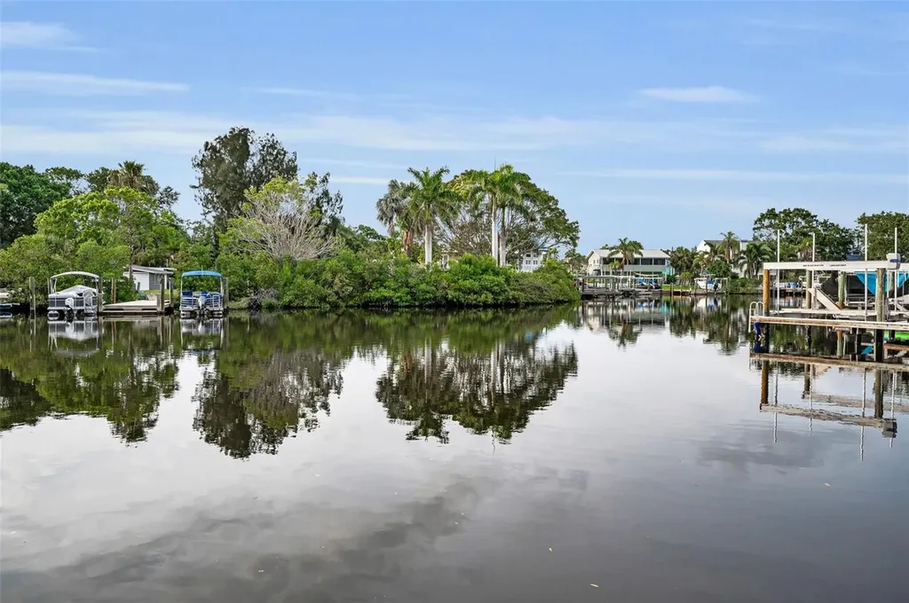 394 Georgia Avenue Crystal Beach FL 34681