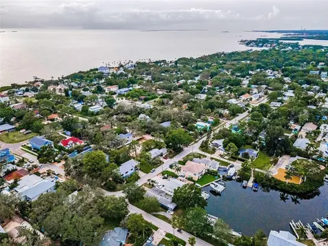 394 Georgia Avenue Crystal Beach FL 34681