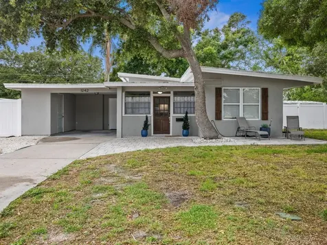 1242 74th Street N St Petersburg FL 33710