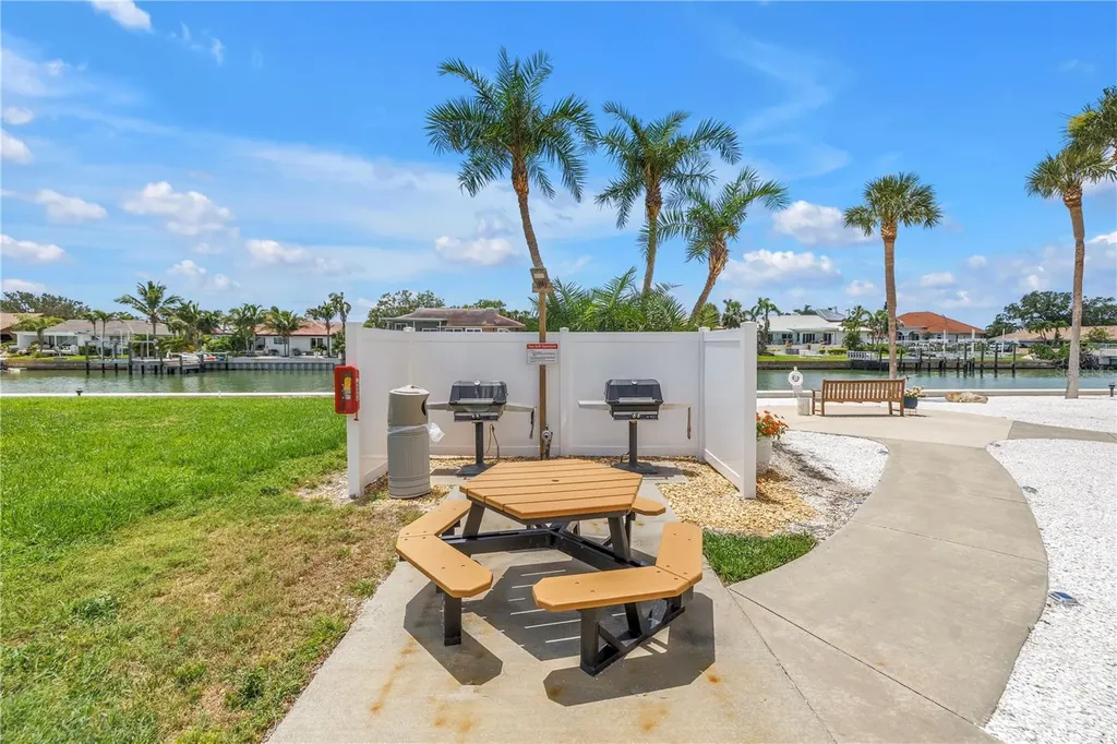 4900 Brittany Drive S St Petersburg FL 33715
