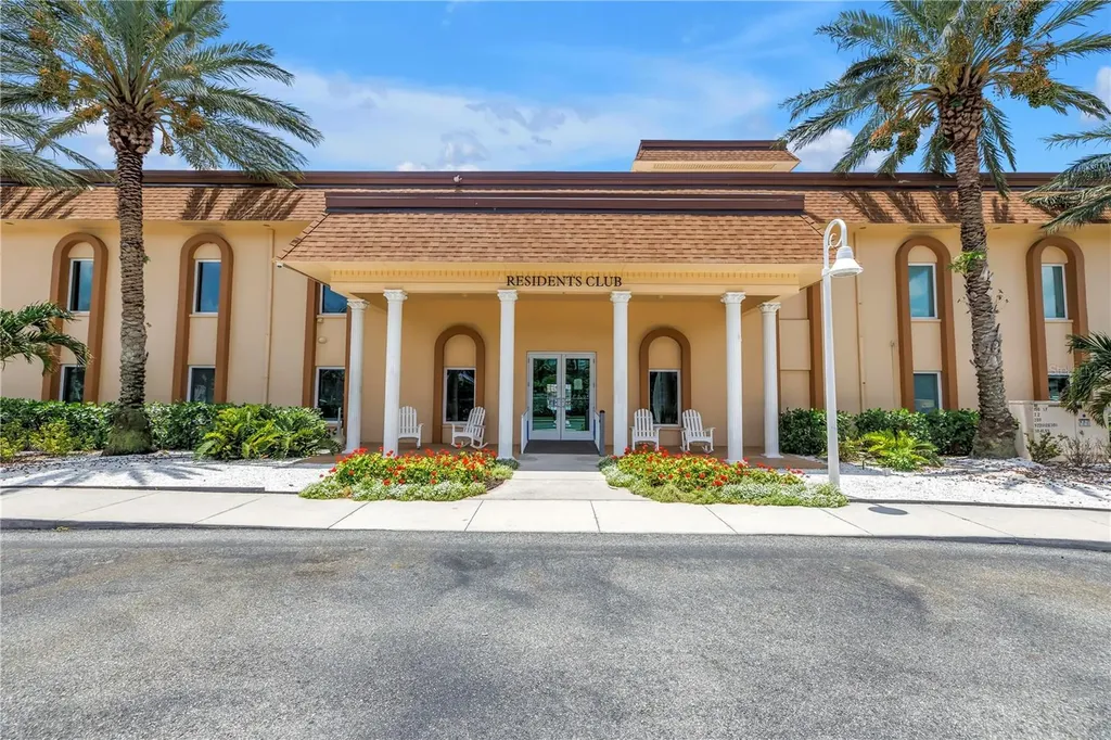 4900 Brittany Drive S St Petersburg FL 33715