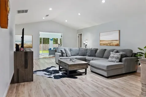 3729 NW 47th Terrace Gainesville FL 32606