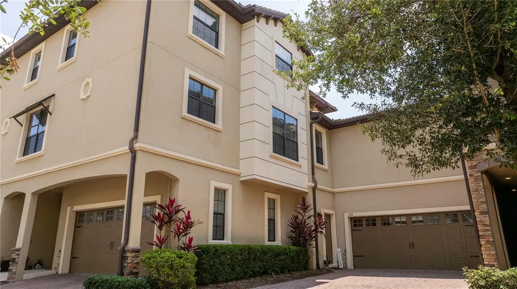 1327 Shinnecock Hills Drive Davenport FL 33896
