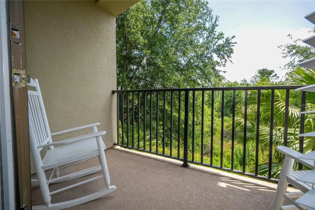 1327 Shinnecock Hills Drive Davenport FL 33896