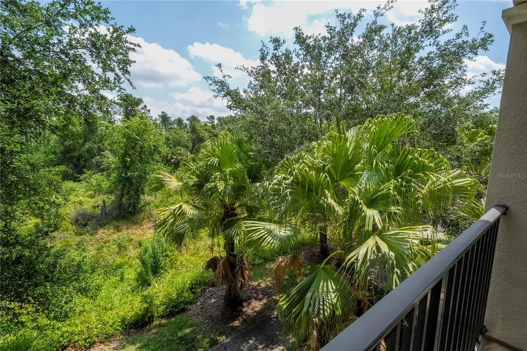 1327 Shinnecock Hills Drive Davenport FL 33896