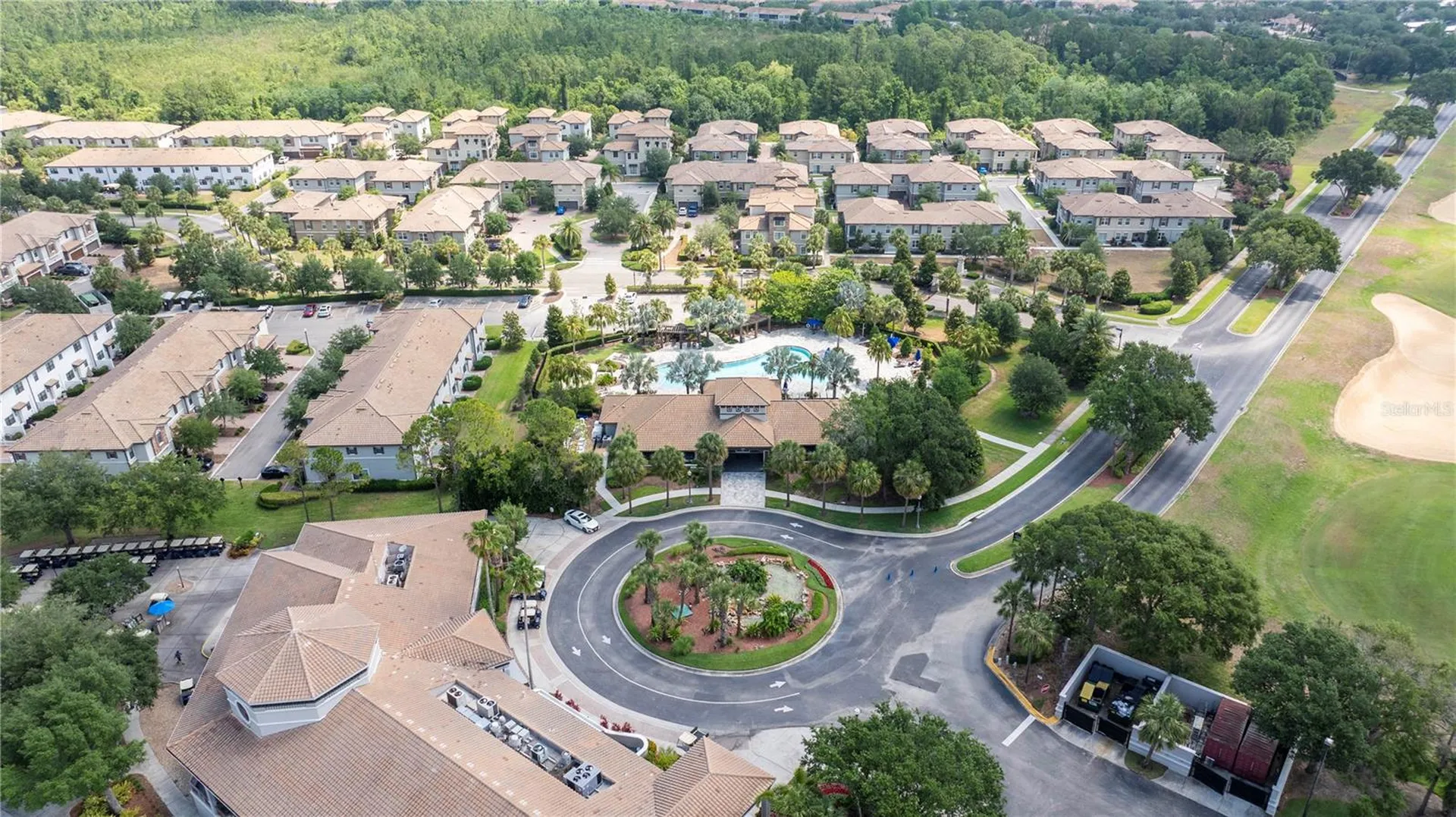1327 Shinnecock Hills Drive Davenport FL 33896