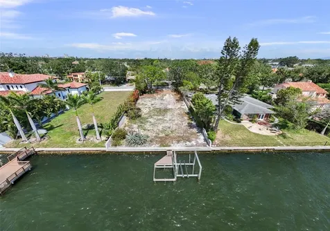 214 Blanca Avenue Tampa FL 33606