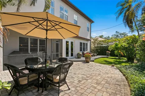 3118 W Bay Villa Avenue Tampa FL 33611