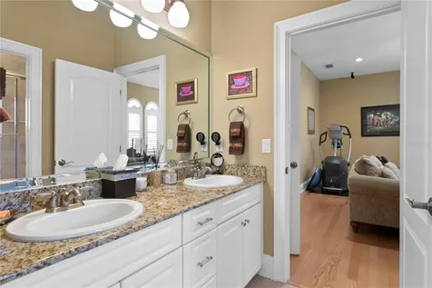 3118 W Bay Villa Avenue Tampa FL 33611