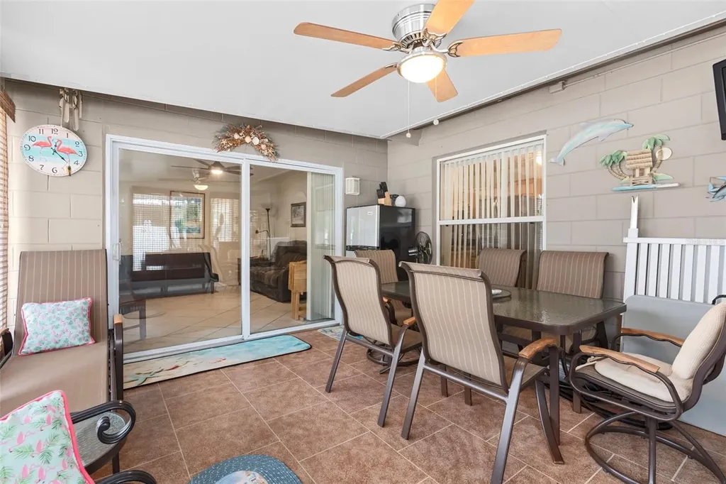 7276 21st Street N St Petersburg FL 33702