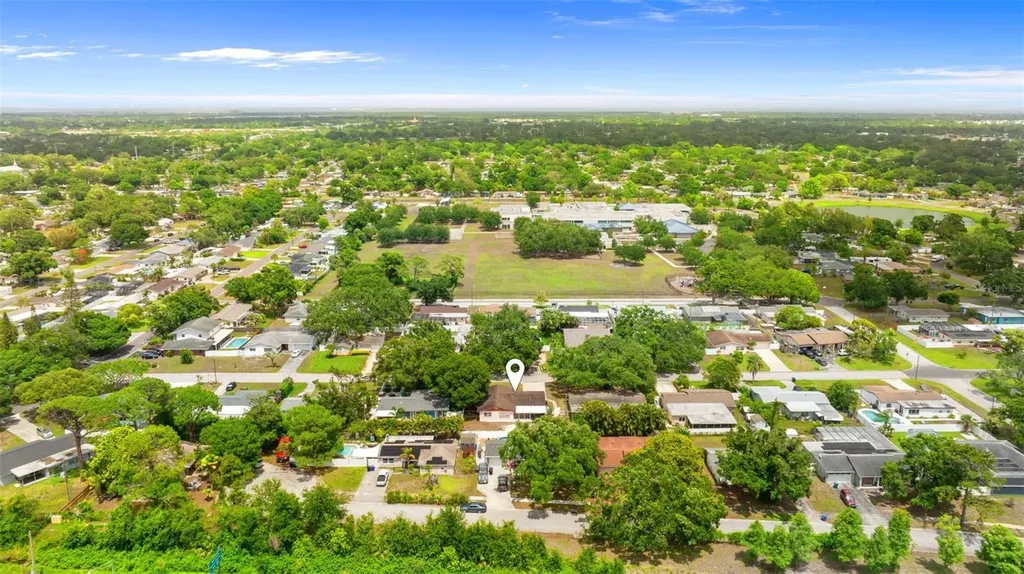 7276 21st Street N St Petersburg FL 33702