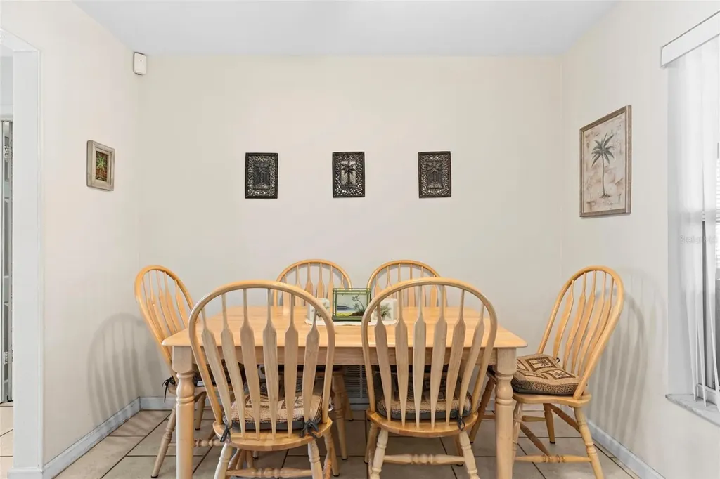 7276 21st Street N St Petersburg FL 33702