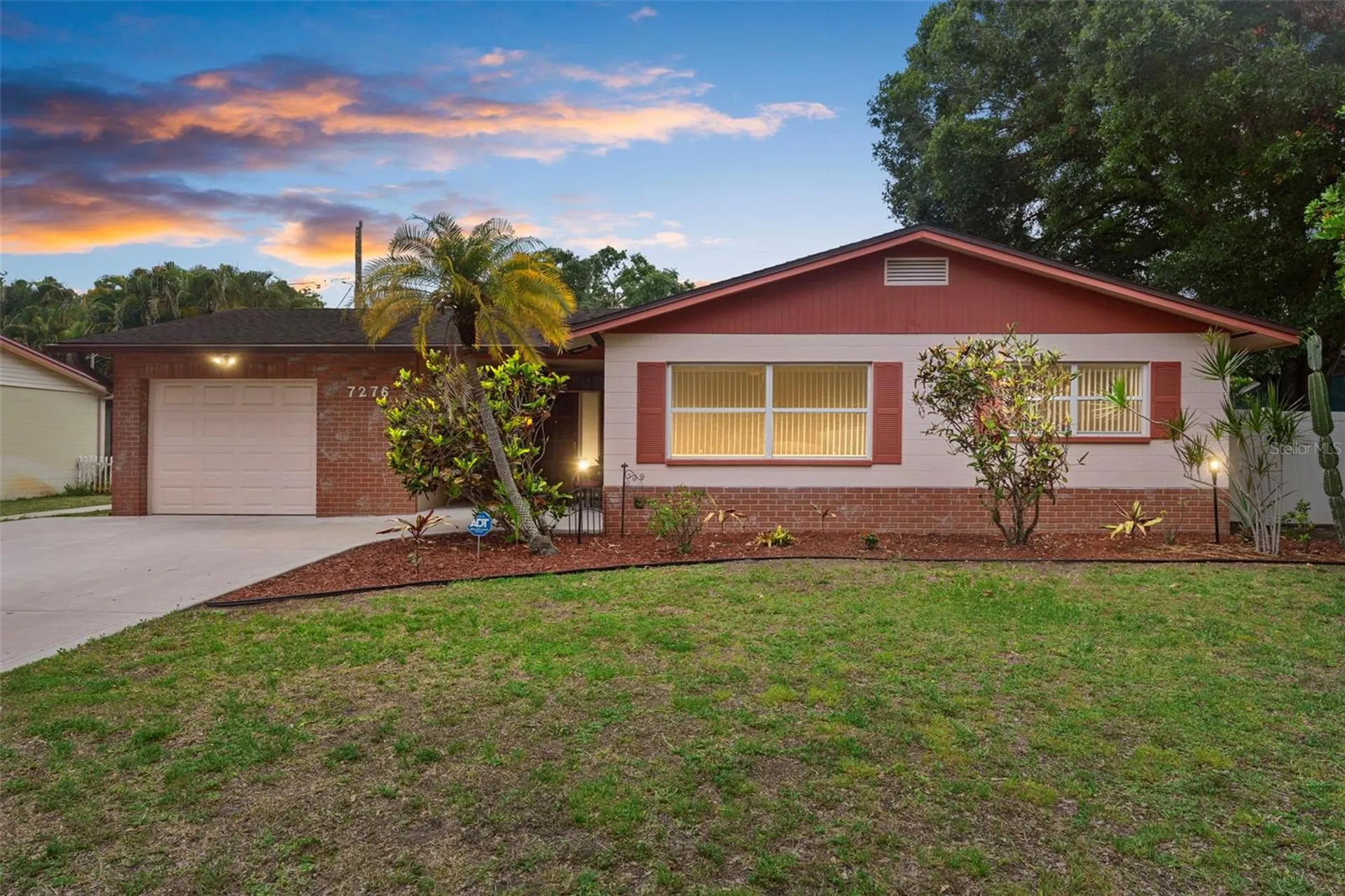 7276 21st Street N St Petersburg FL 33702
