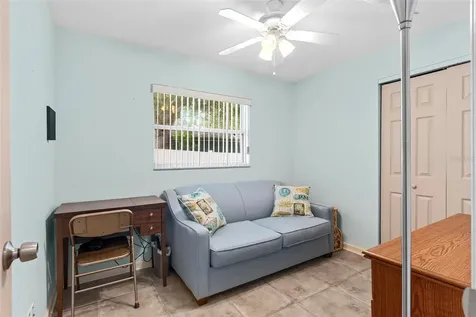 7276 21st Street N St Petersburg FL 33702