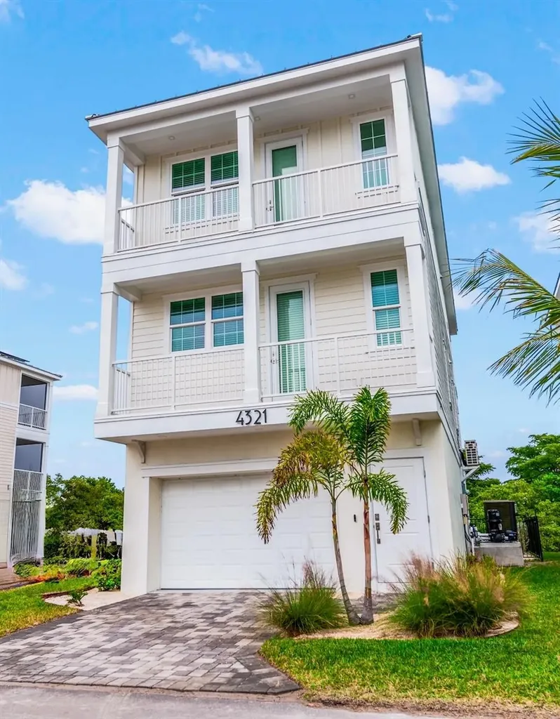 4321 Marina View Way Cortez FL 34215