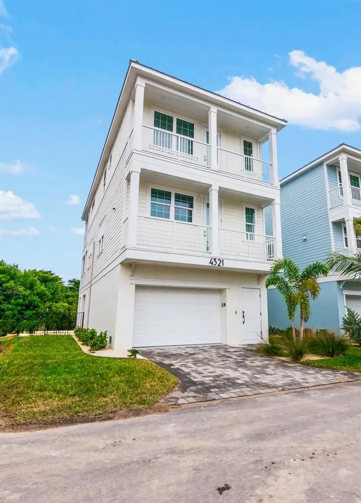 4321 Marina View Way Cortez FL 34215