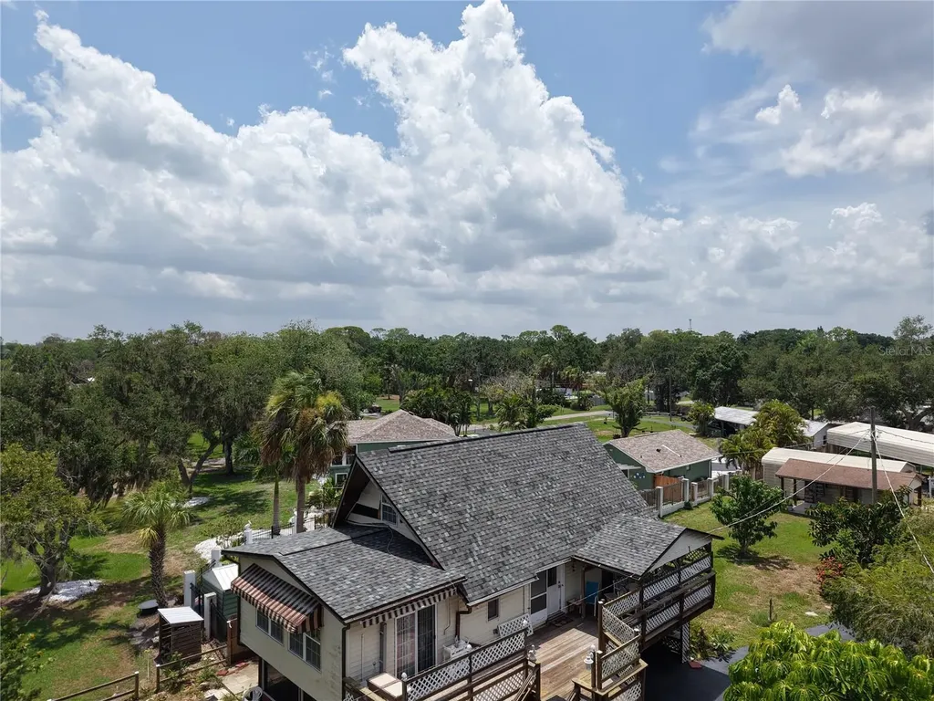 606 Dickman Drive SW Ruskin FL 33570