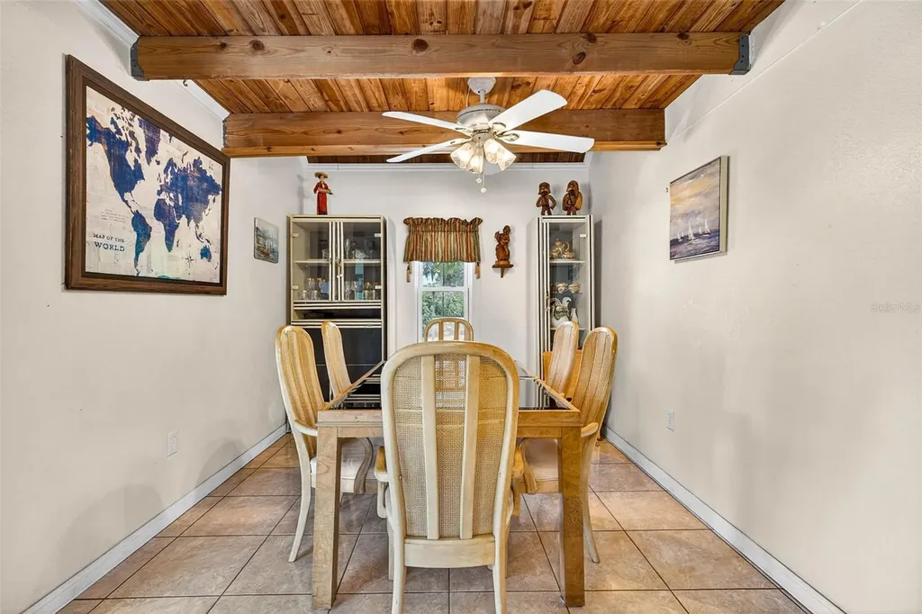 606 Dickman Drive SW Ruskin FL 33570