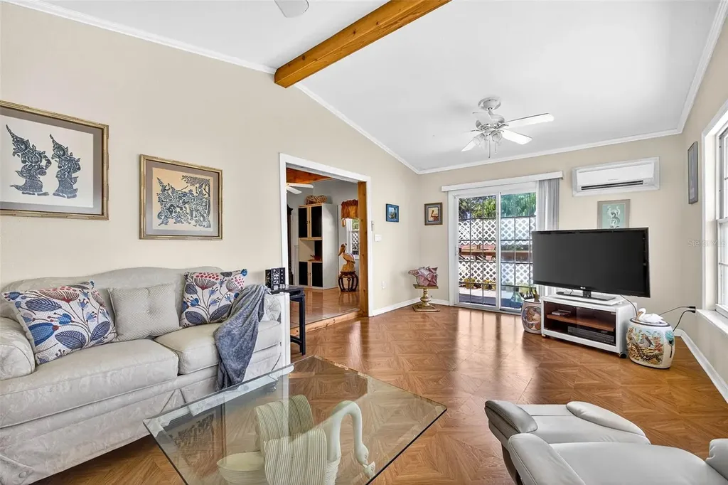 606 Dickman Drive SW Ruskin FL 33570