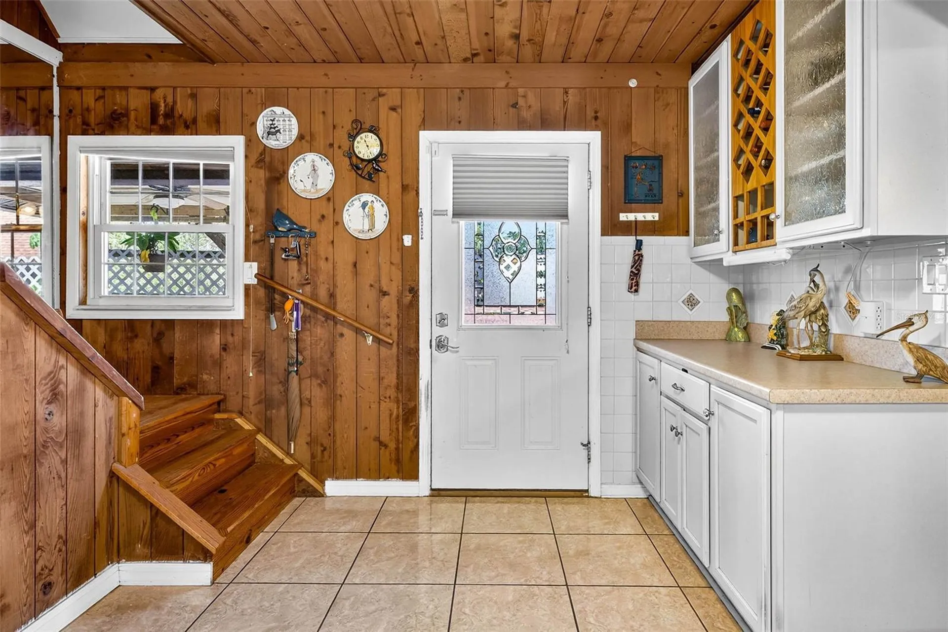 606 Dickman Drive SW Ruskin FL 33570