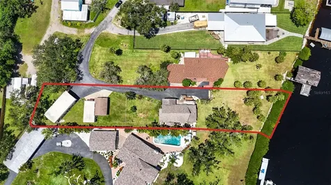 606 Dickman Drive SW Ruskin FL 33570