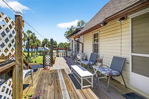 606 Dickman Drive SW Ruskin FL 33570