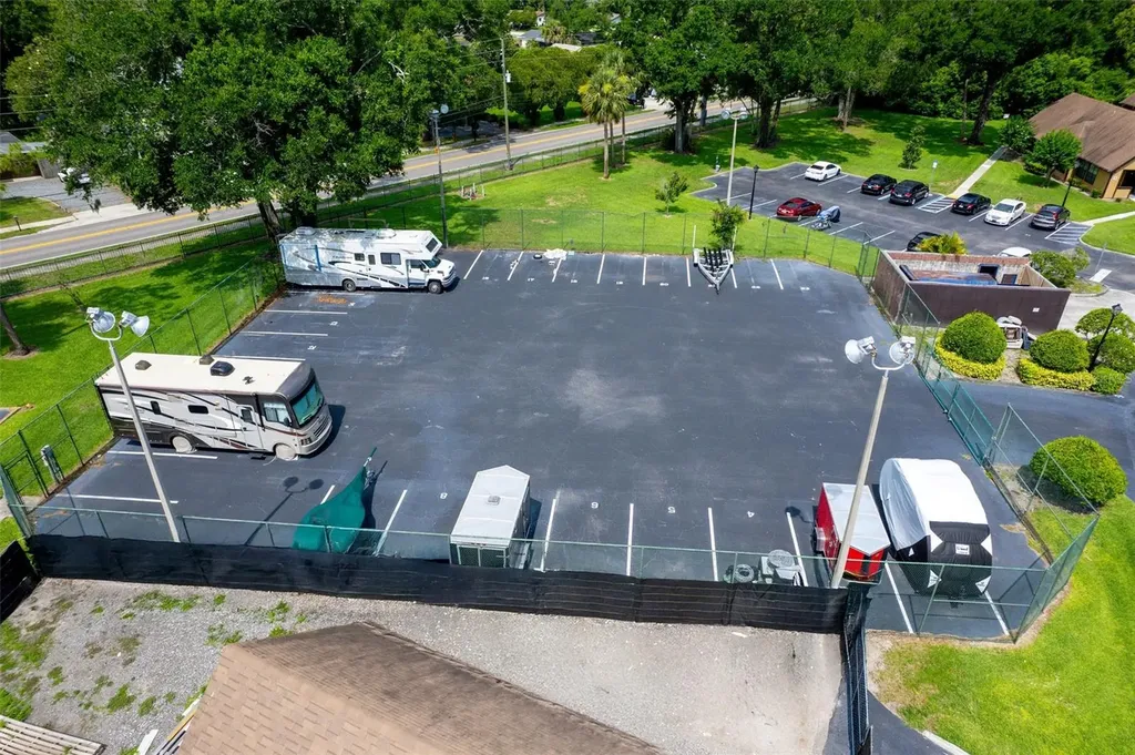 420 Forestway Circle Altamonte Springs FL 32701