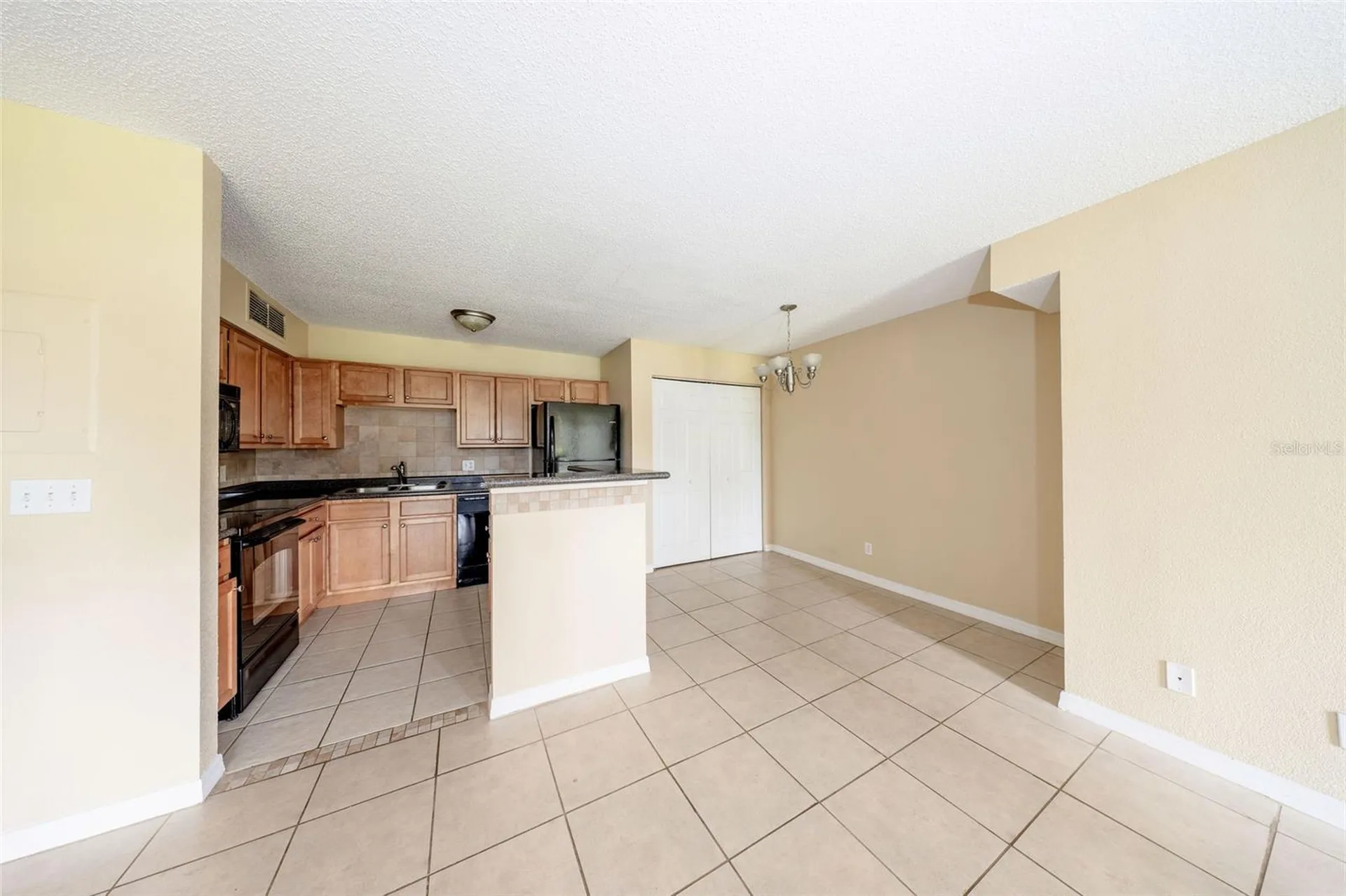 420 Forestway Circle Altamonte Springs FL 32701