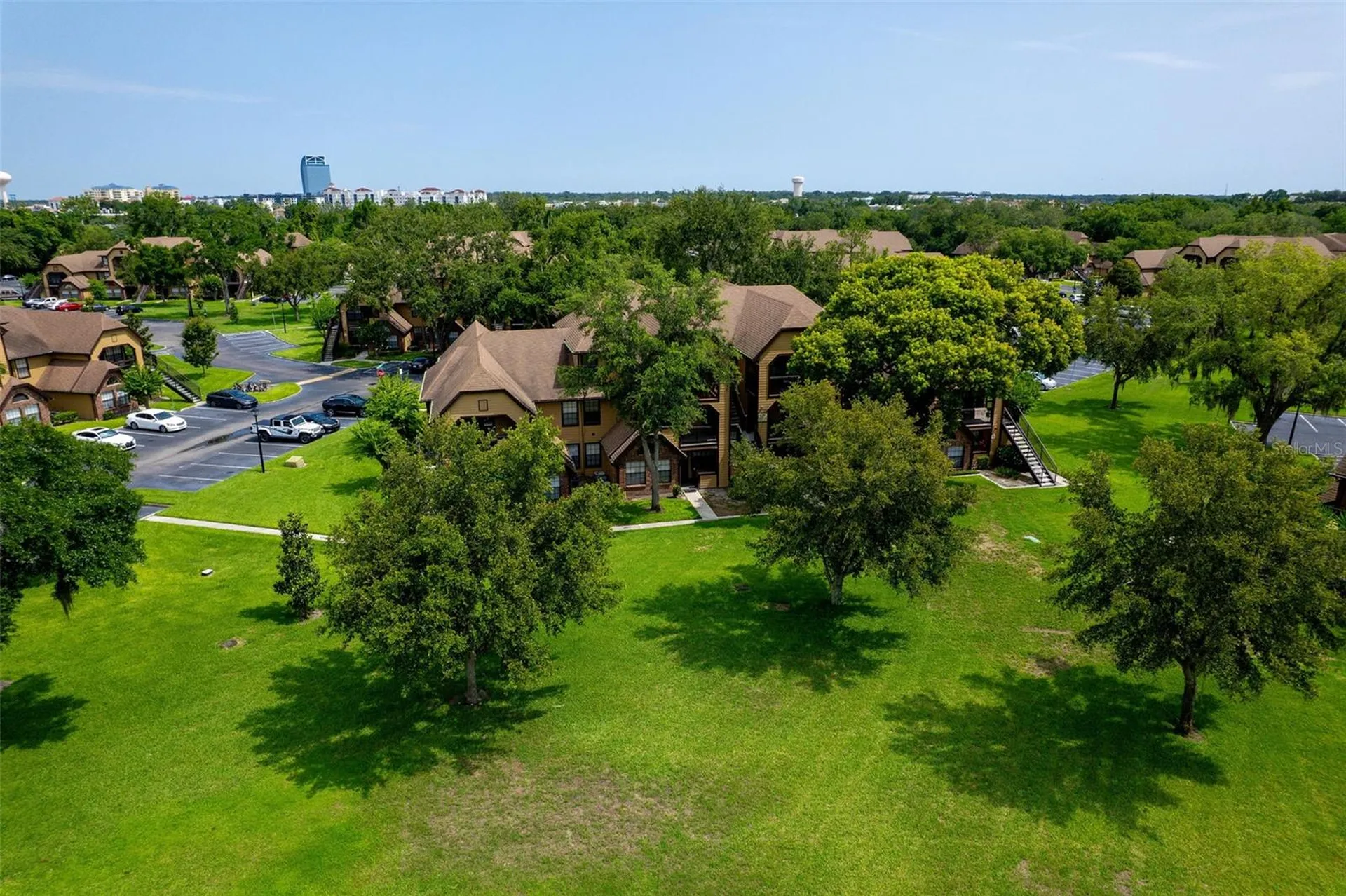 420 Forestway Circle Altamonte Springs FL 32701