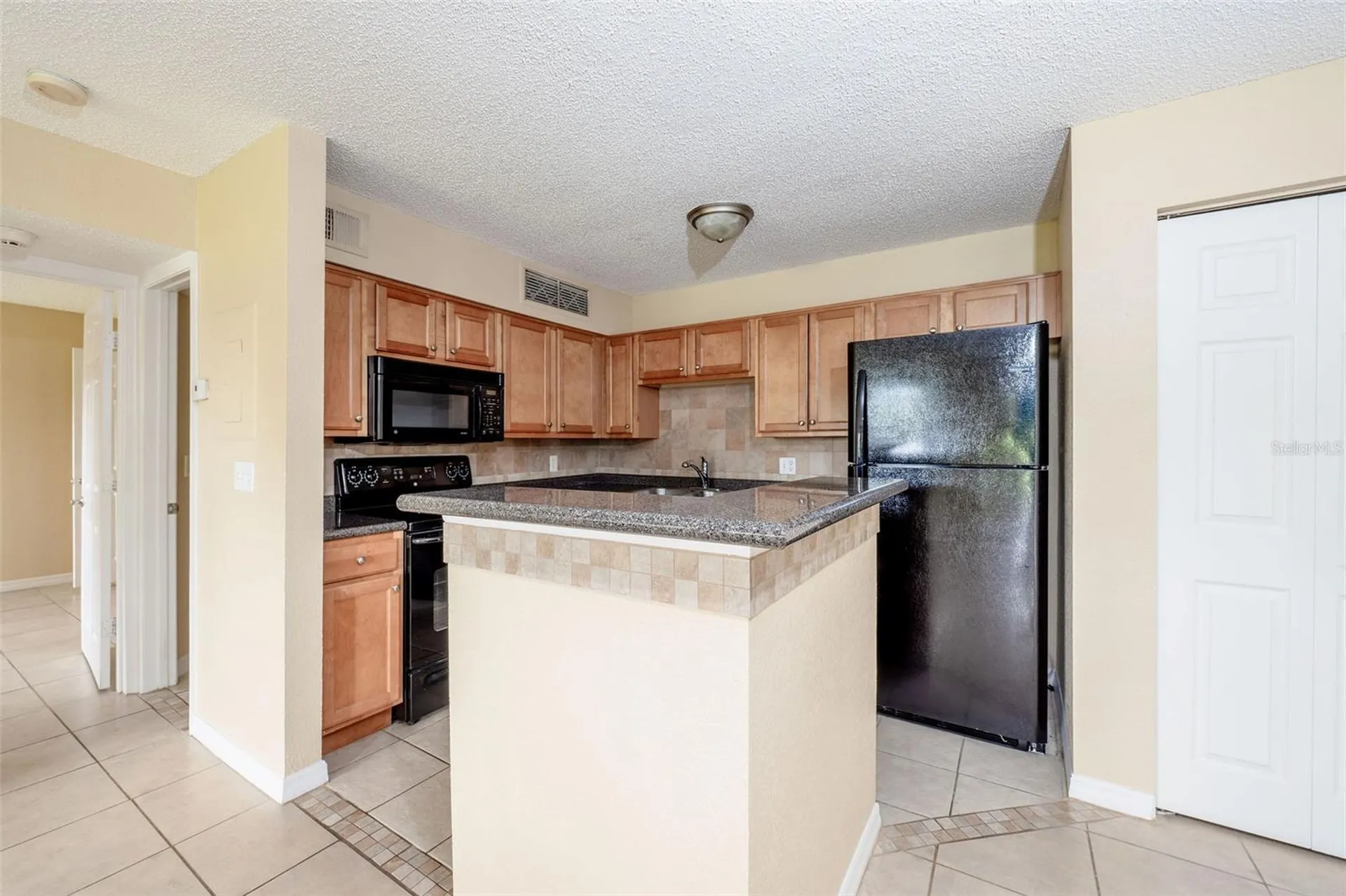 420 Forestway Circle Altamonte Springs FL 32701