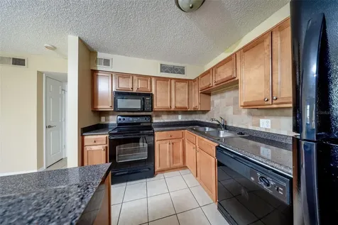 420 Forestway Circle Altamonte Springs FL 32701