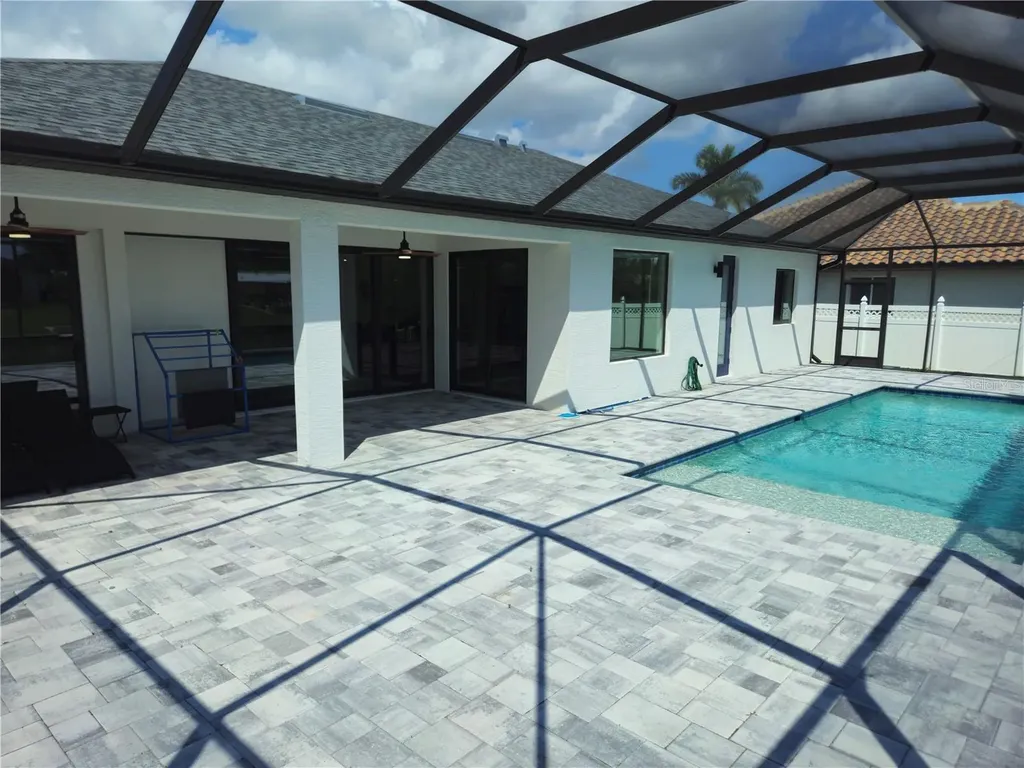 136 Kamal Parkway Cape Coral FL 33904