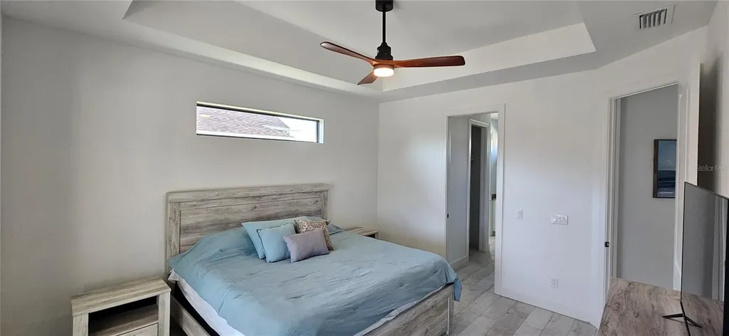 136 Kamal Parkway Cape Coral FL 33904