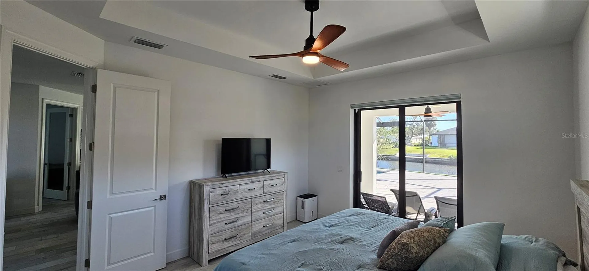 136 Kamal Parkway Cape Coral FL 33904