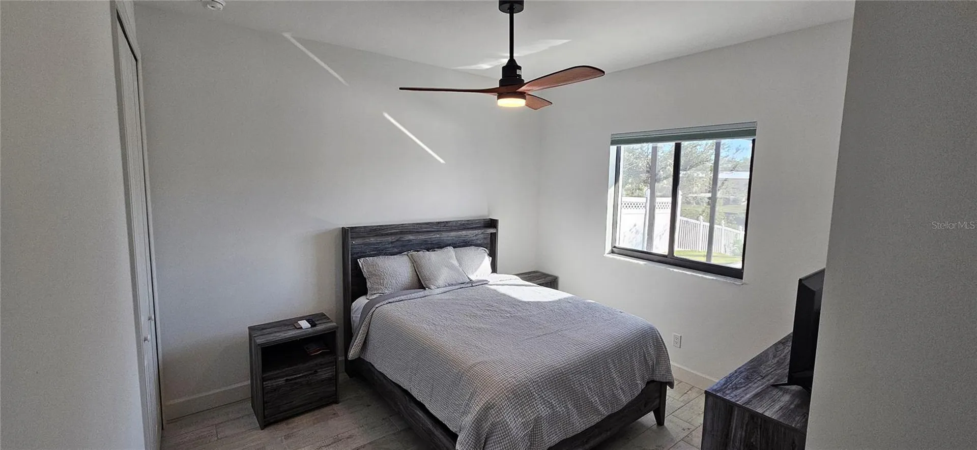 136 Kamal Parkway Cape Coral FL 33904