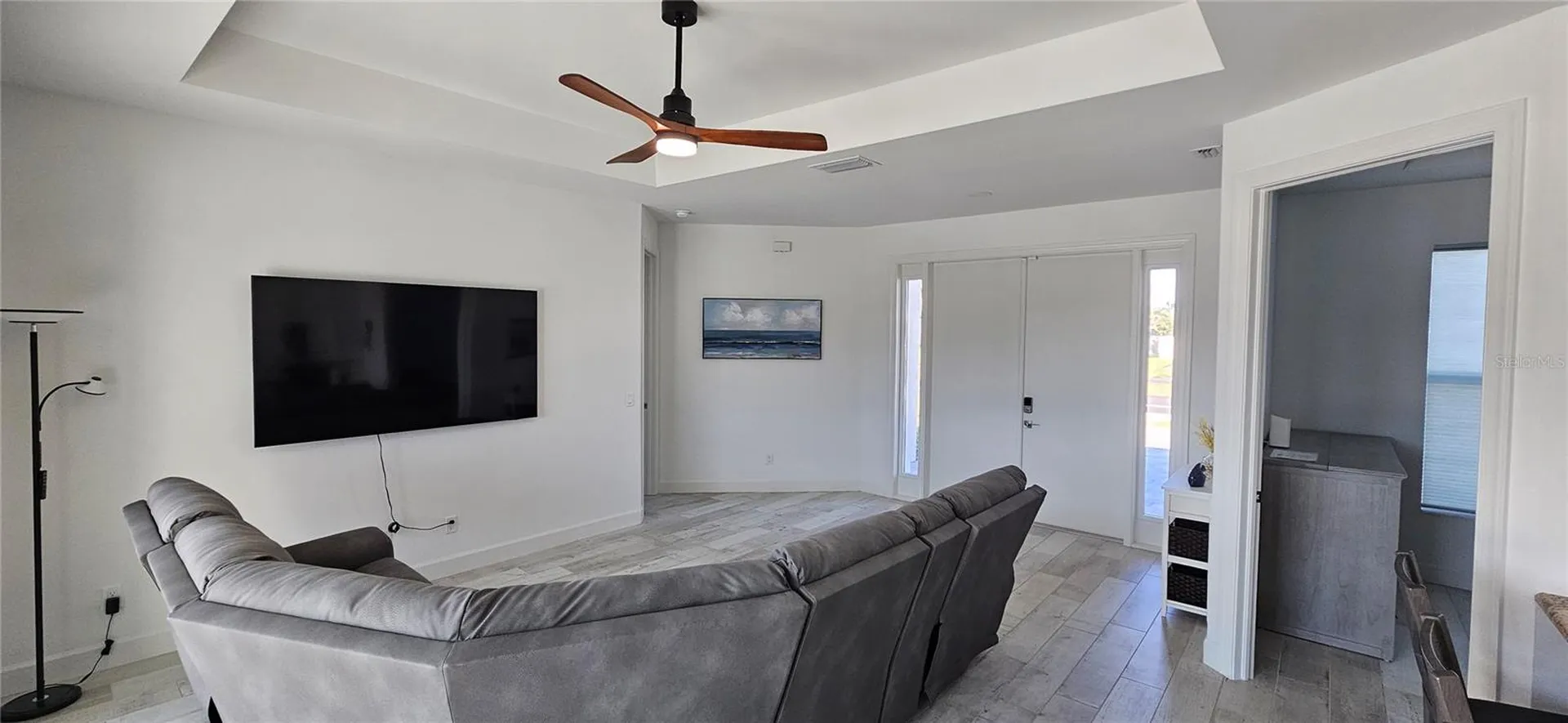 136 Kamal Parkway Cape Coral FL 33904