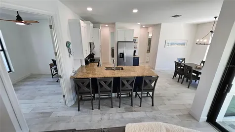 136 Kamal Parkway Cape Coral FL 33904