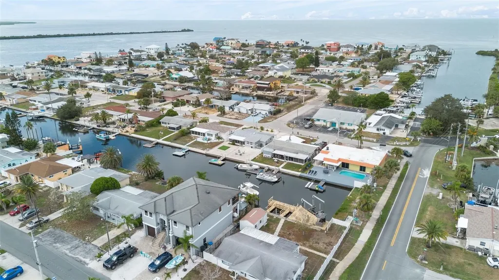 13704 Veronica Drive Hudson FL 34667