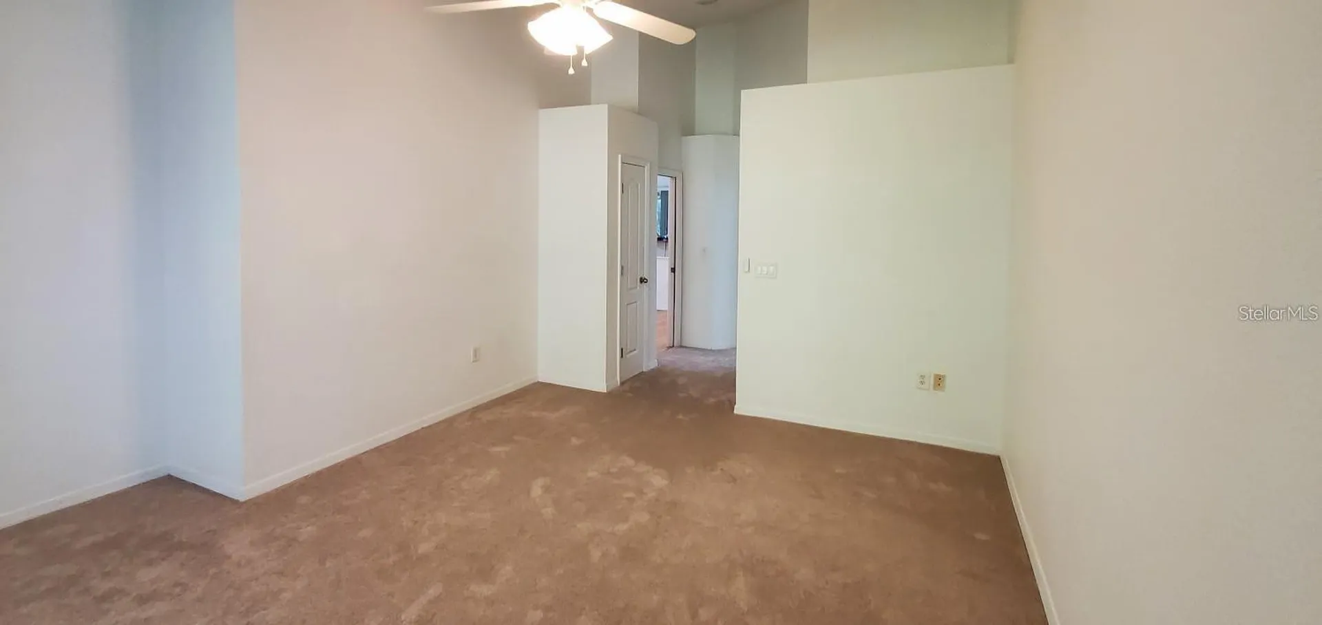 1605 Send Way Lutz FL 33549