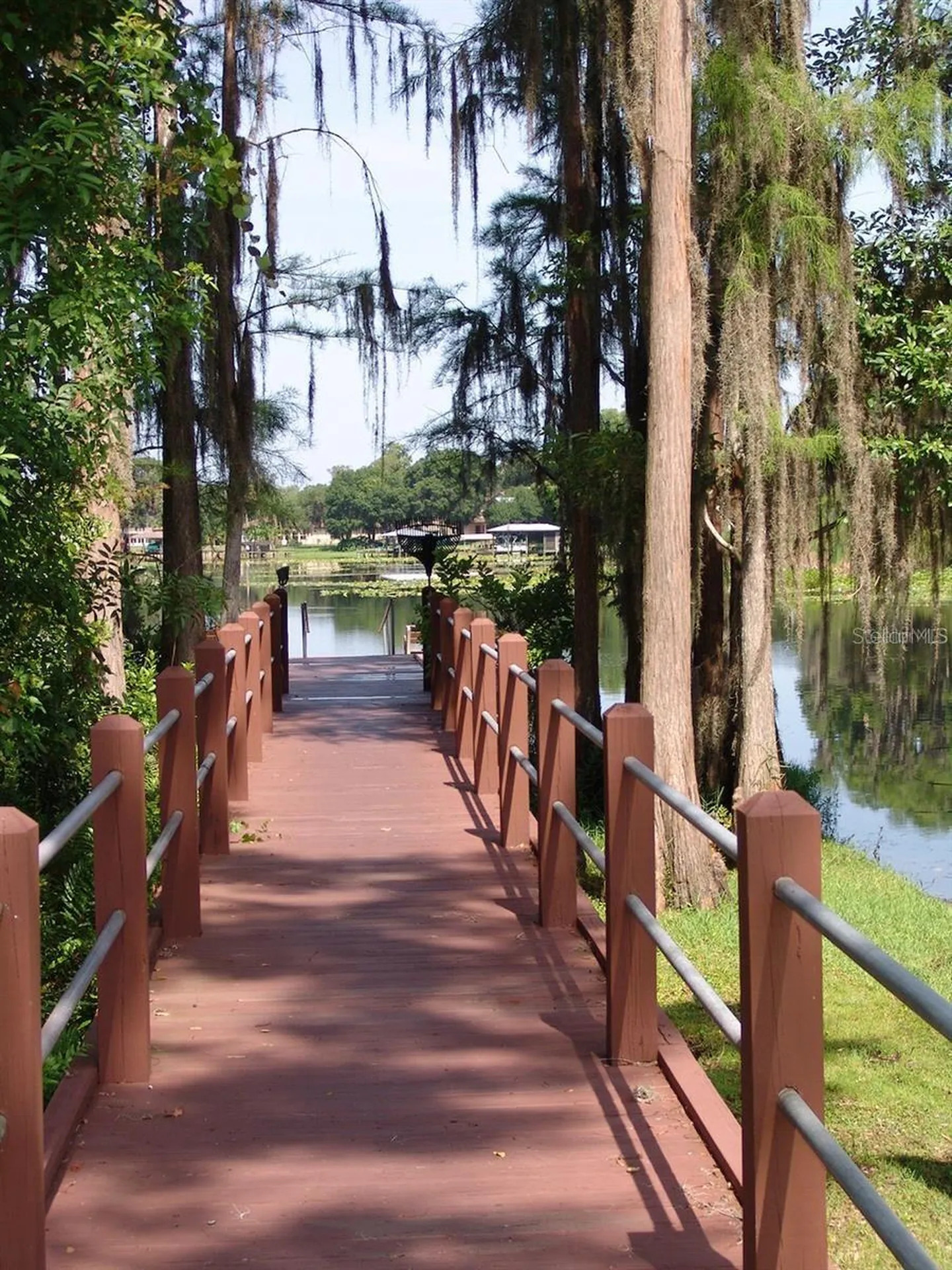 1605 Send Way Lutz FL 33549