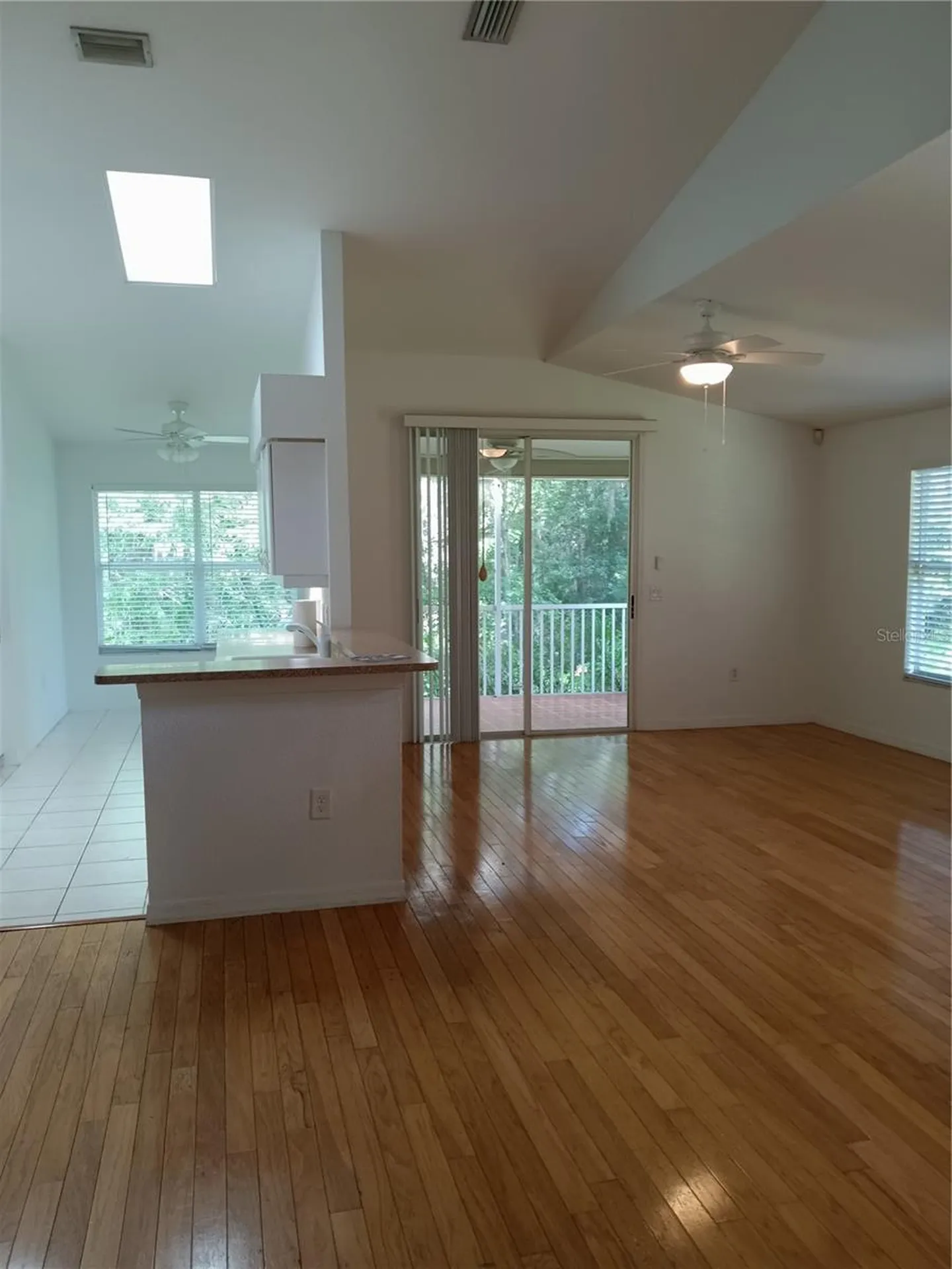 1605 Send Way Lutz FL 33549