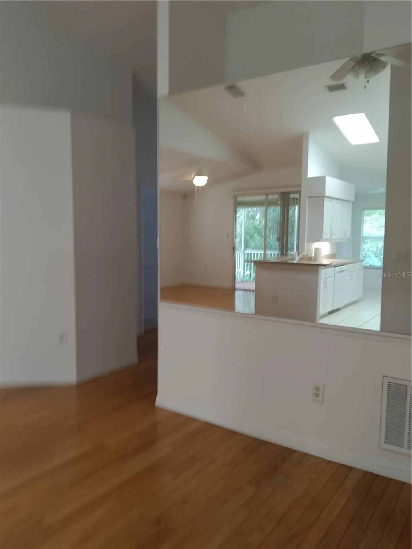 1605 Send Way Lutz FL 33549