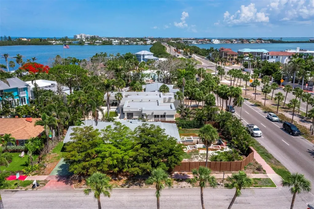 335 Arthur Drive Sarasota FL 34236