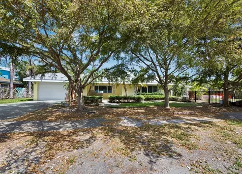 335 Arthur Drive Sarasota FL 34236