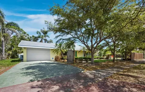 335 Arthur Drive Sarasota FL 34236